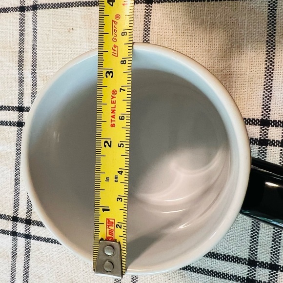 Disney “Nightmare before Christmas” coffee/tea meg. - Picture 5 of 5